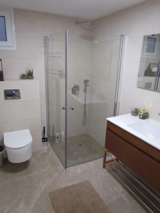 Eleni Apartment Eilat Esterno foto
